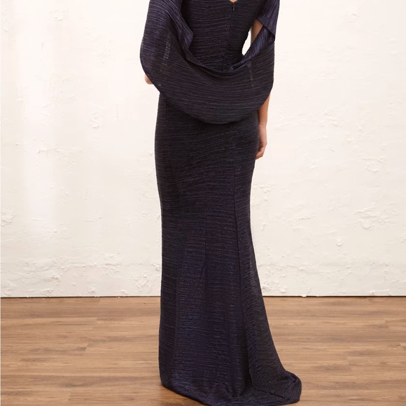 Laura’s Metallic Crinkle Drape Back Dress - Picture 3 of 4